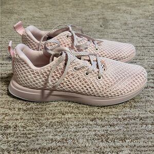 NOBULL Pink mesh runners size 8.5